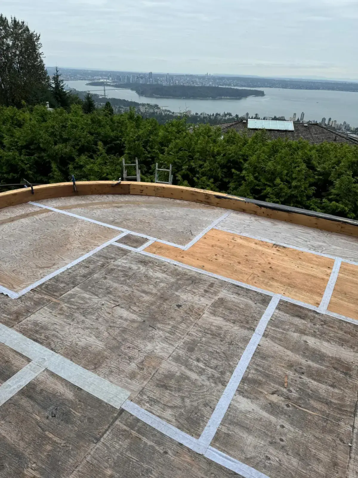 Full recaulk vs. spot sealant repair